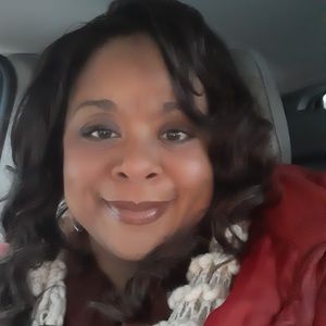 Meet your Posher, Sheila